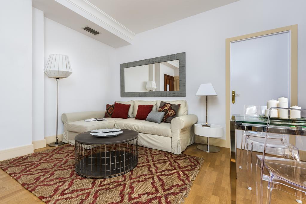 Genteel Home Vinuesa Sevilla Buitenkant foto